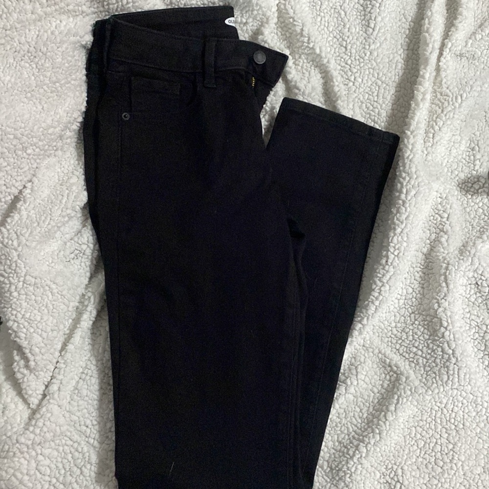 Old navy power straight black jeans. Size 6 Long